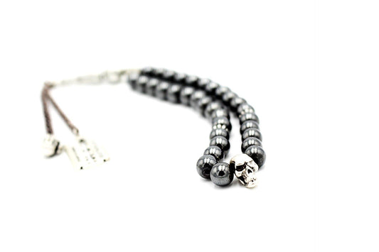 skull-prayer-hematite-beads